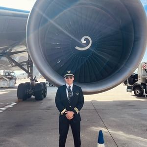 Meet your Posher, Loïc